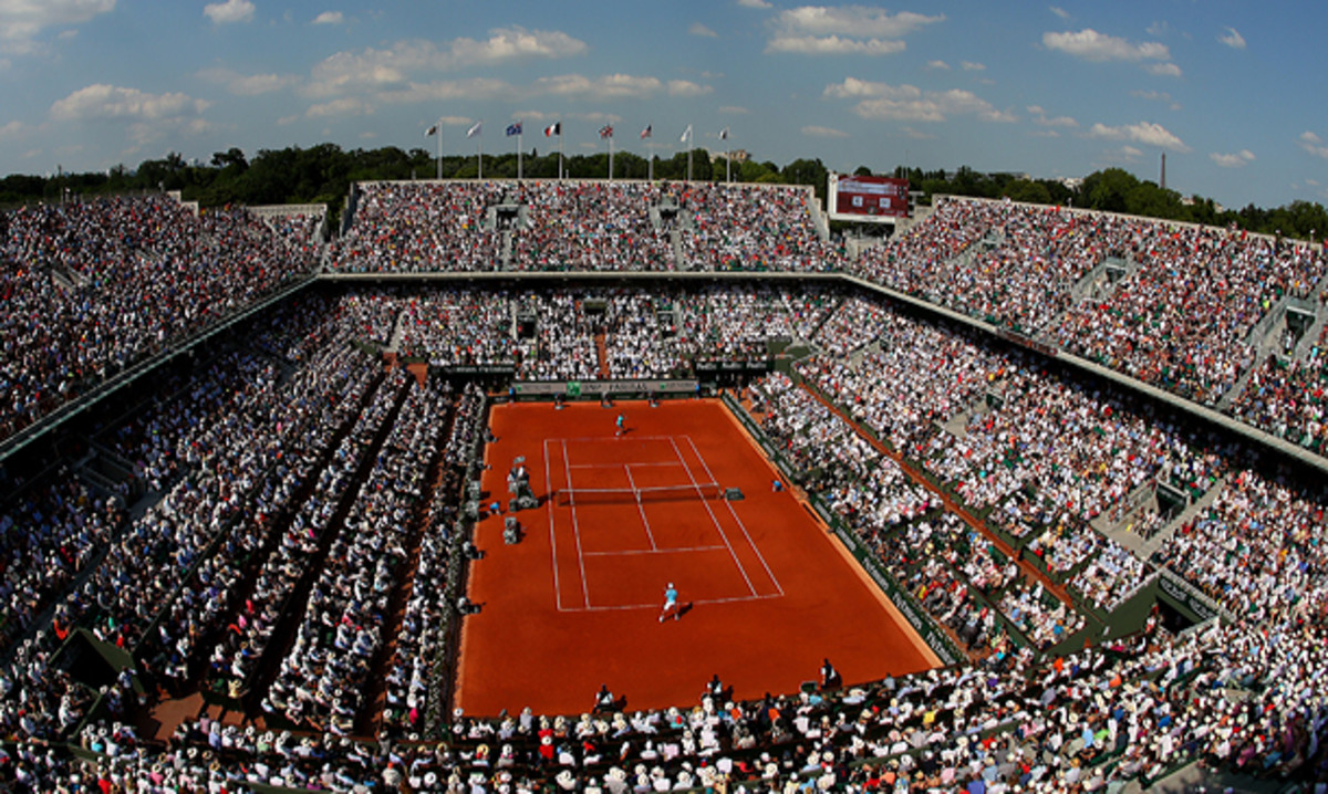 The sun is out in full force at Roland Garros for the men's final. (Clive Brunskill/Getty Images)