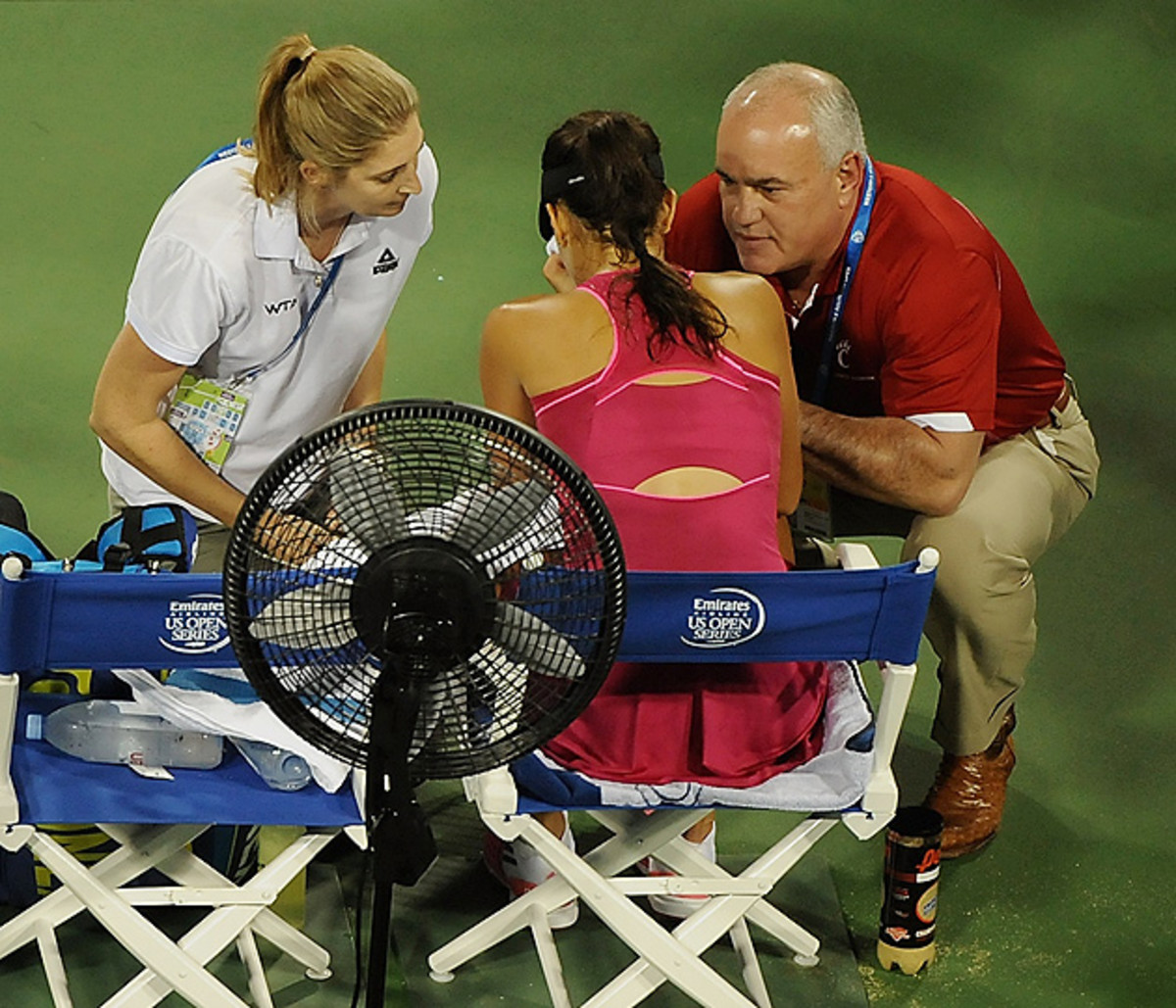 ana ivanovic medical timeout maria sharapova