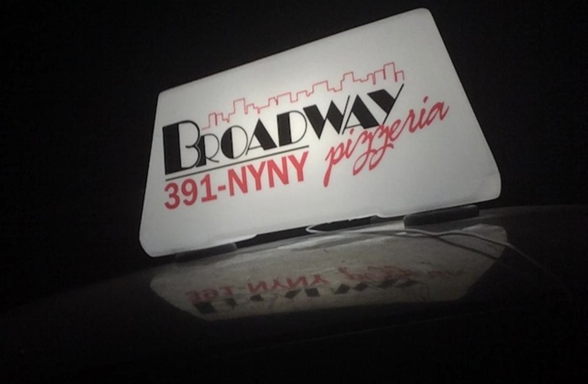 Broadway Pizza Tuscaloosa.jpg