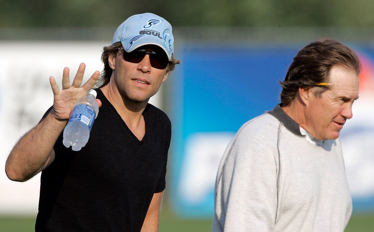 2007-0815-jon-bon-jovi-bill-belichick.jpg