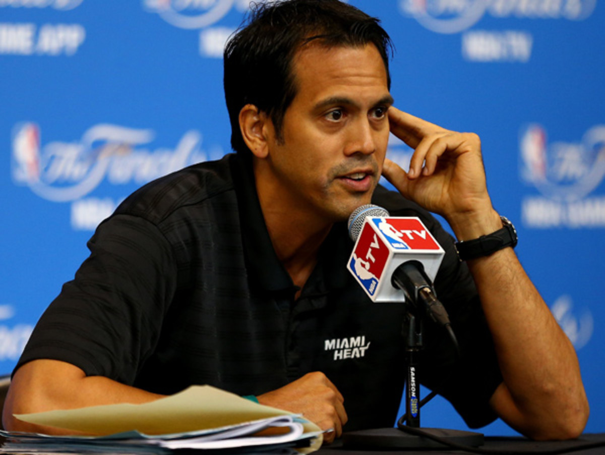 Erik Spoelstra wasn't a fan of Game 1's hot temperatures at the AT&T Center. (Andy Lyons/Getty Images)