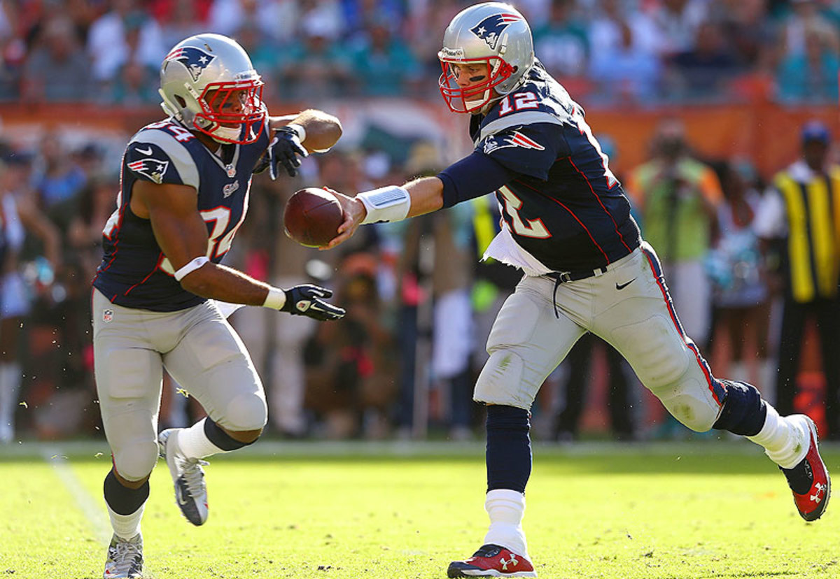 Shane Vereen has become one of Tom Brady's most versatile options, not only as a running back but also a receiver out of the backfield. Vereen has 47 receptions and 44 carries in eight games this season. (Mike Ehrmann/Getty Images)