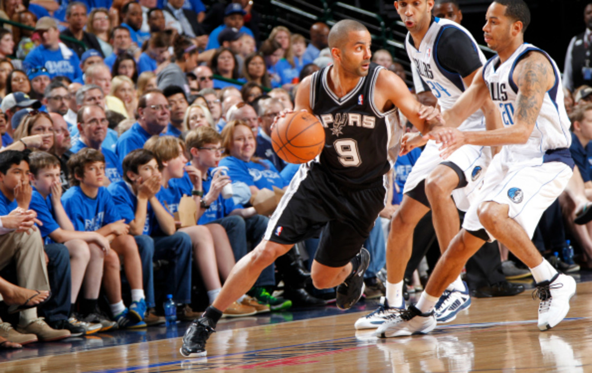 Tony Parker injured his ankle in Game 4 of the Spurs series against the Mavericks. (Glenn James/National Basketball/Getty Images)