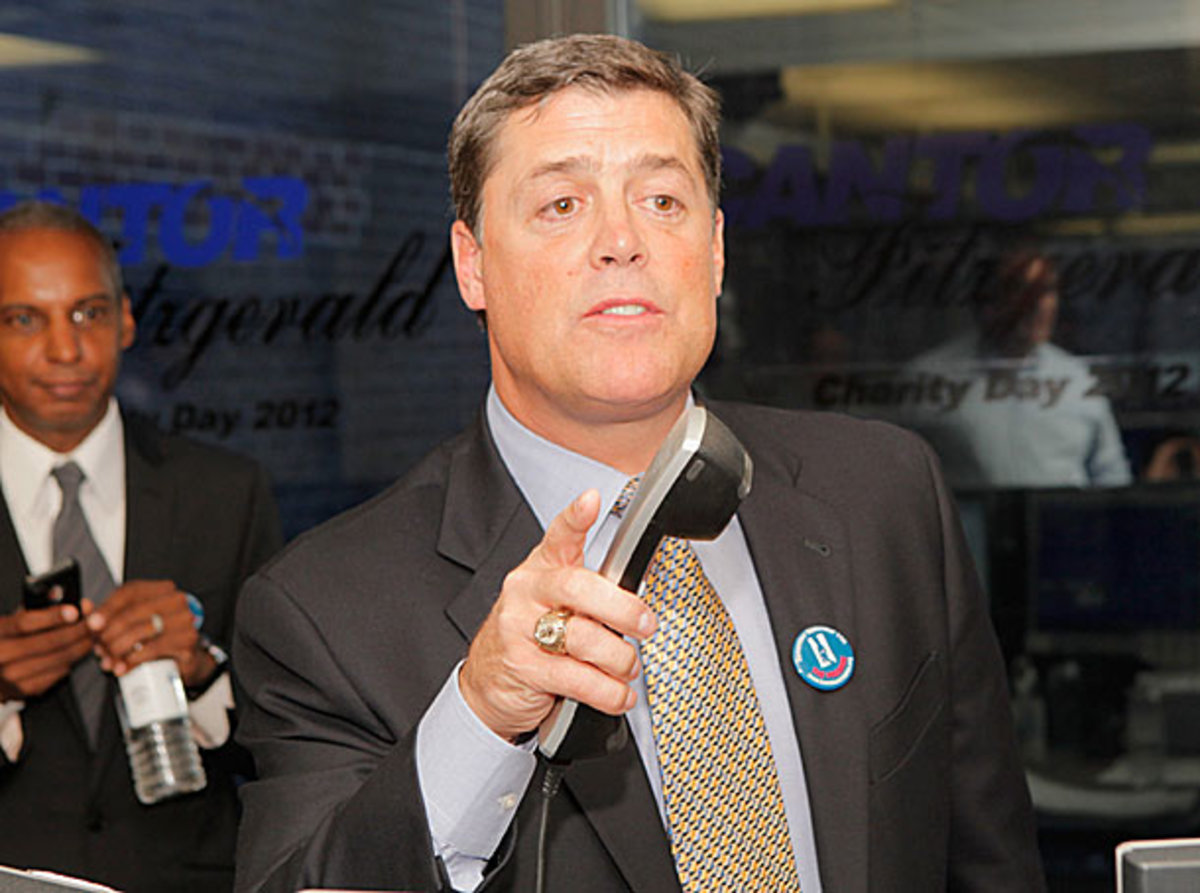 Pat LaFontaine of the Buffalo Sabres