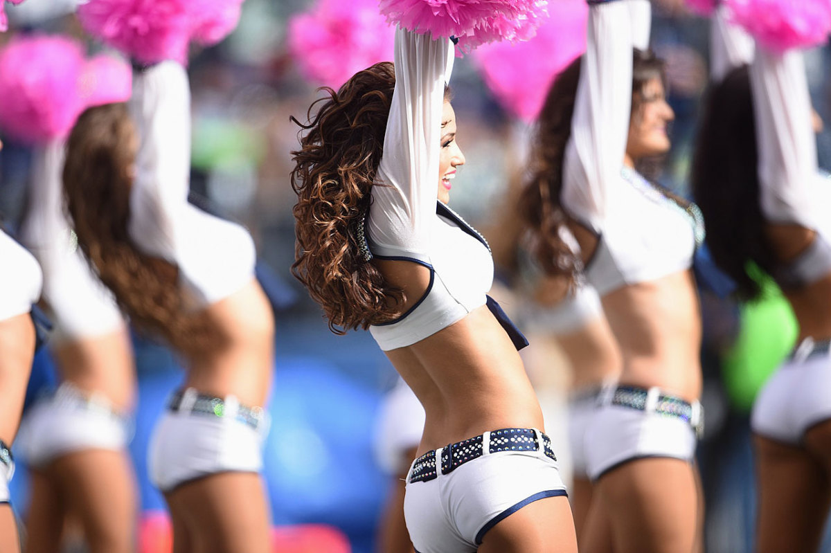 Seattle-Seahawks-Sea-Gals-cheerleaders-X158795_TK1_1205.jpg