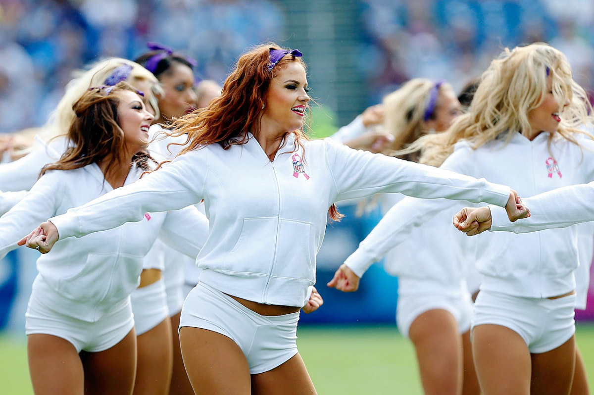 Tennessee-Titans-cheerleaders-457123538.jpg