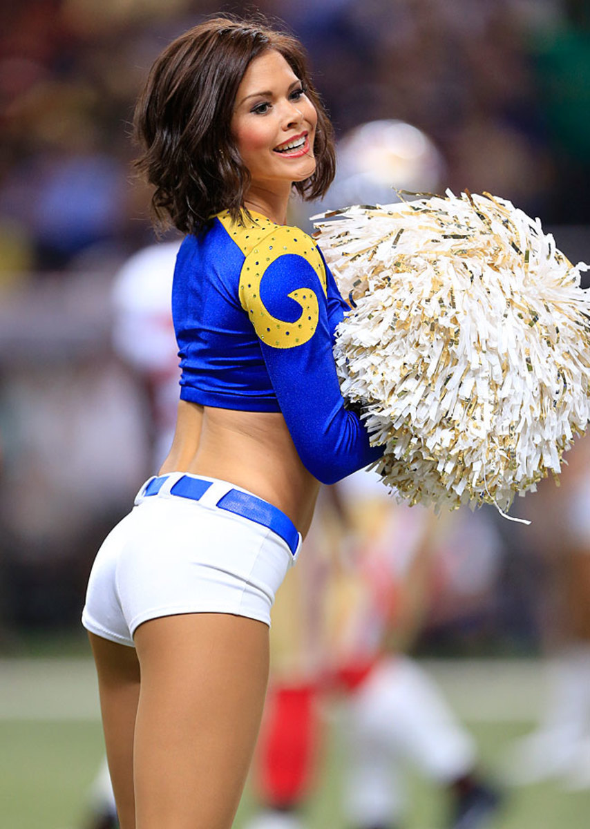 St-Louis-Rams-cheerleaders-AP157357316821_9.jpg