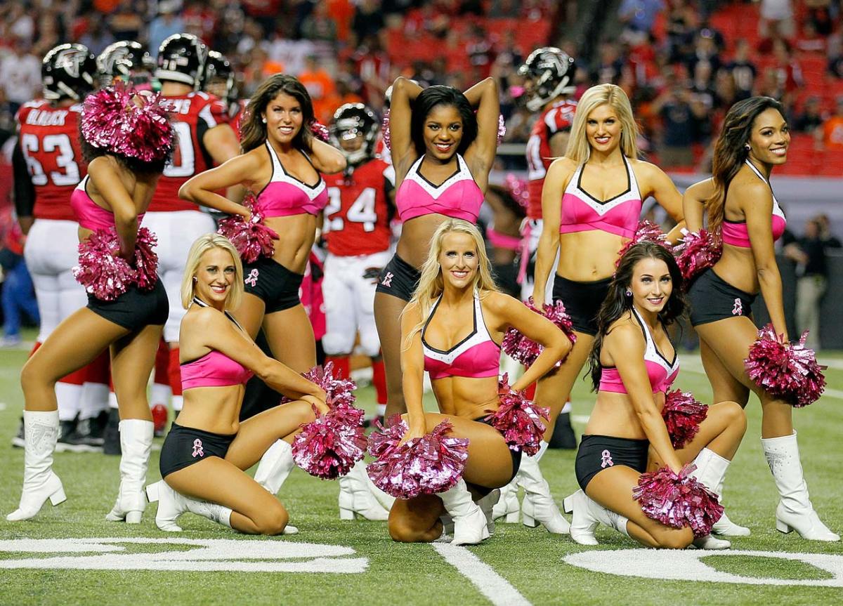 Atlanta-Falcons-cheerleaders-488141012_1048_Bears_at_Falcons.jpg