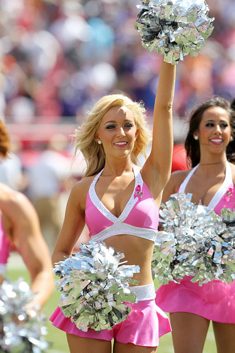 Tampa-Bay-Buccaneers-cheerleaders-357141012138_Ravens_at_Bucs.jpg