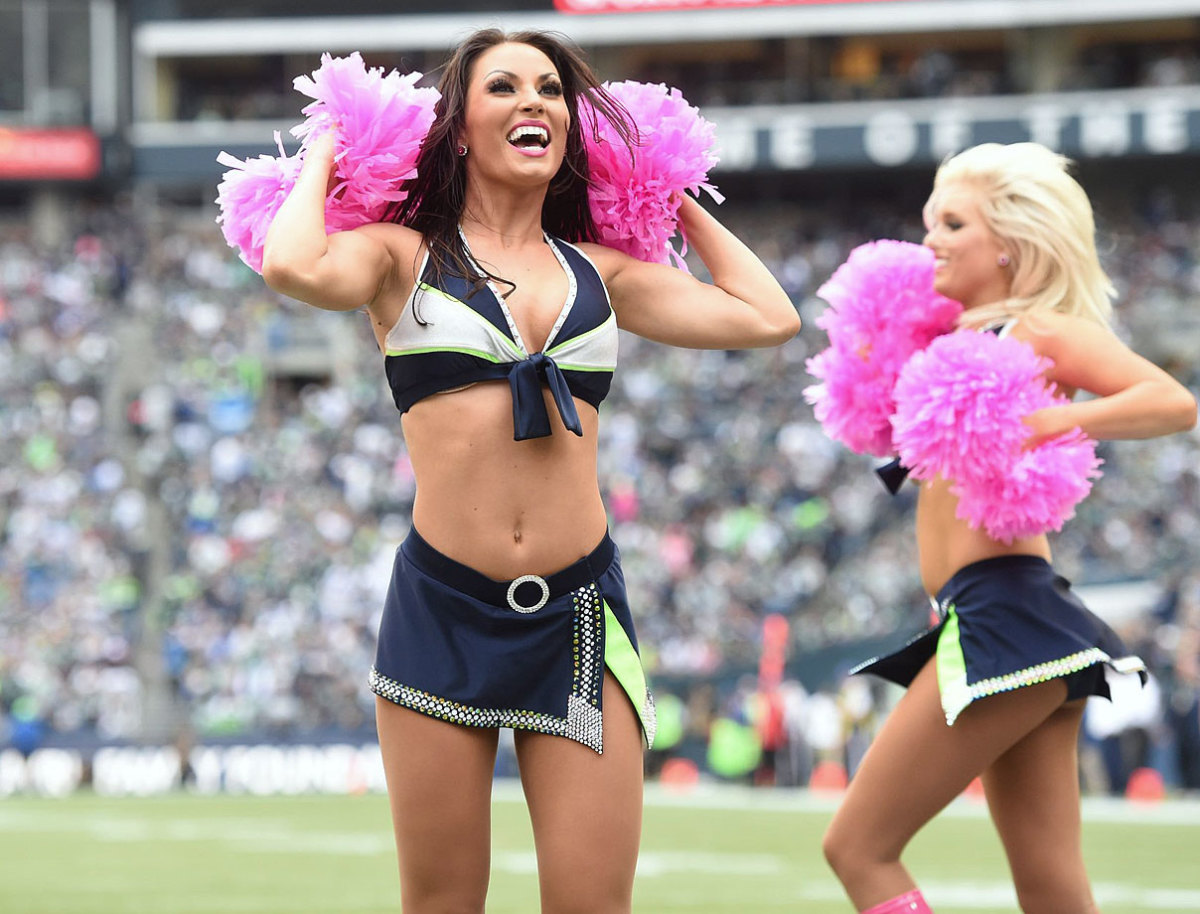 Seattle-Seahawks-Sea-Gals-cheerleaders-X158795_TK1_2246.jpg