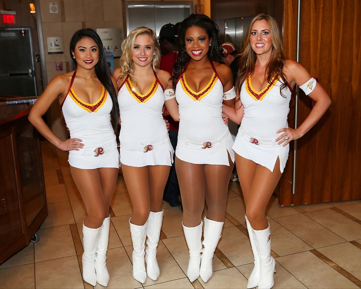 redskins-cheerleaders-BEA_0001A.jpg
