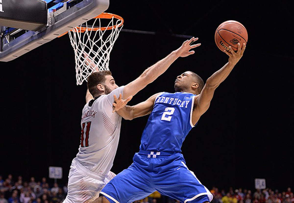 Aaron Harrison didn't shoot well from the field, but hit the biggest shot of the night for Kentucky.