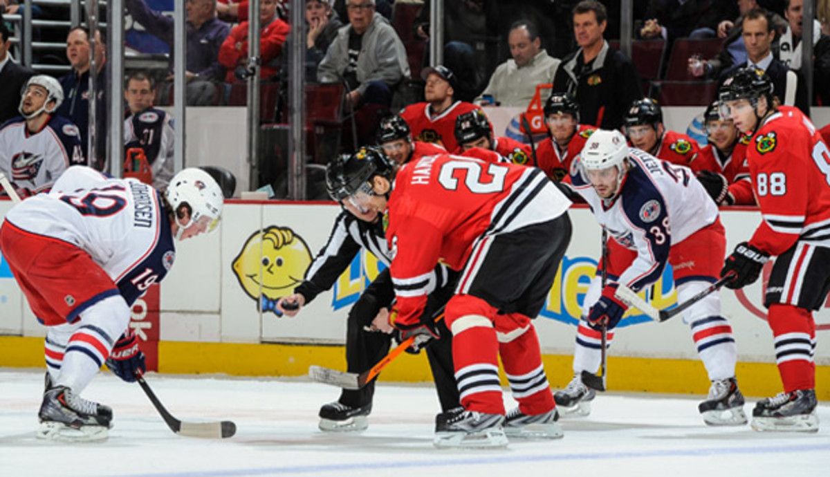 Columbus Blue Jackets vs. Chicago Blackhawks face-off