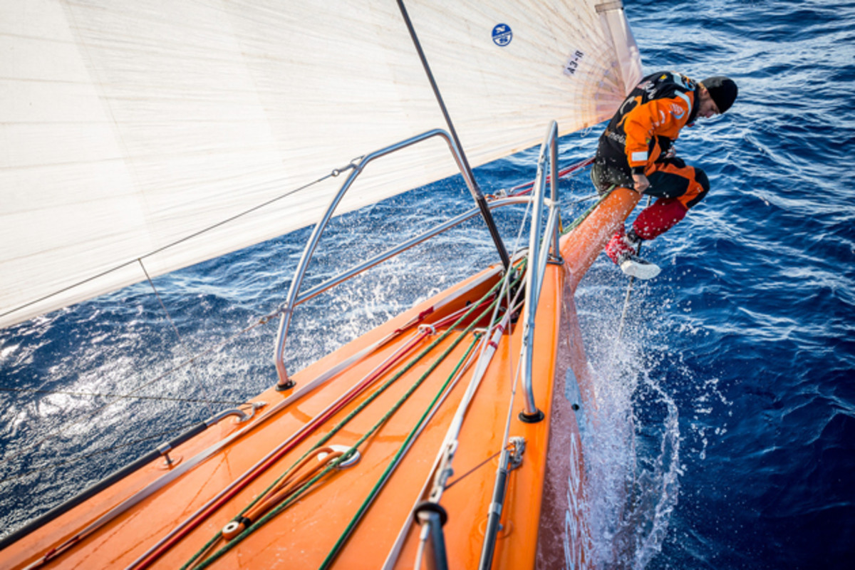 Temps drop abruptly for the beginning of Day 19, as the fleet sails due south looking for strong westerly winds to turn for Cape Town.