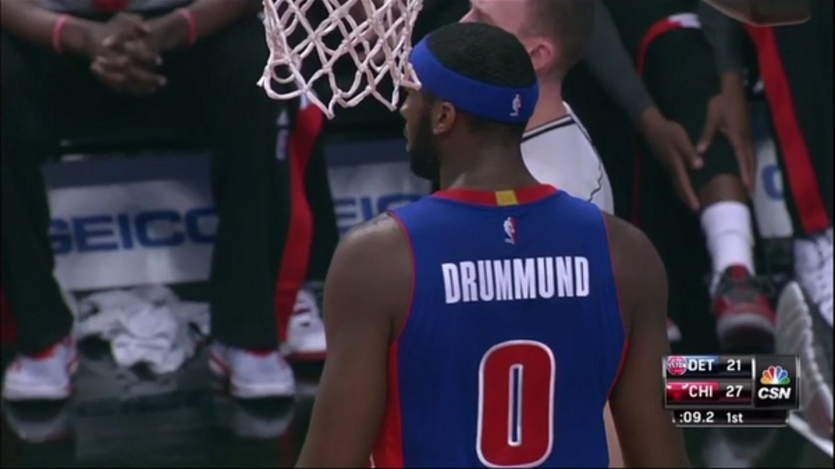 Andre Drummond :: @NBASweatpants/Twitter