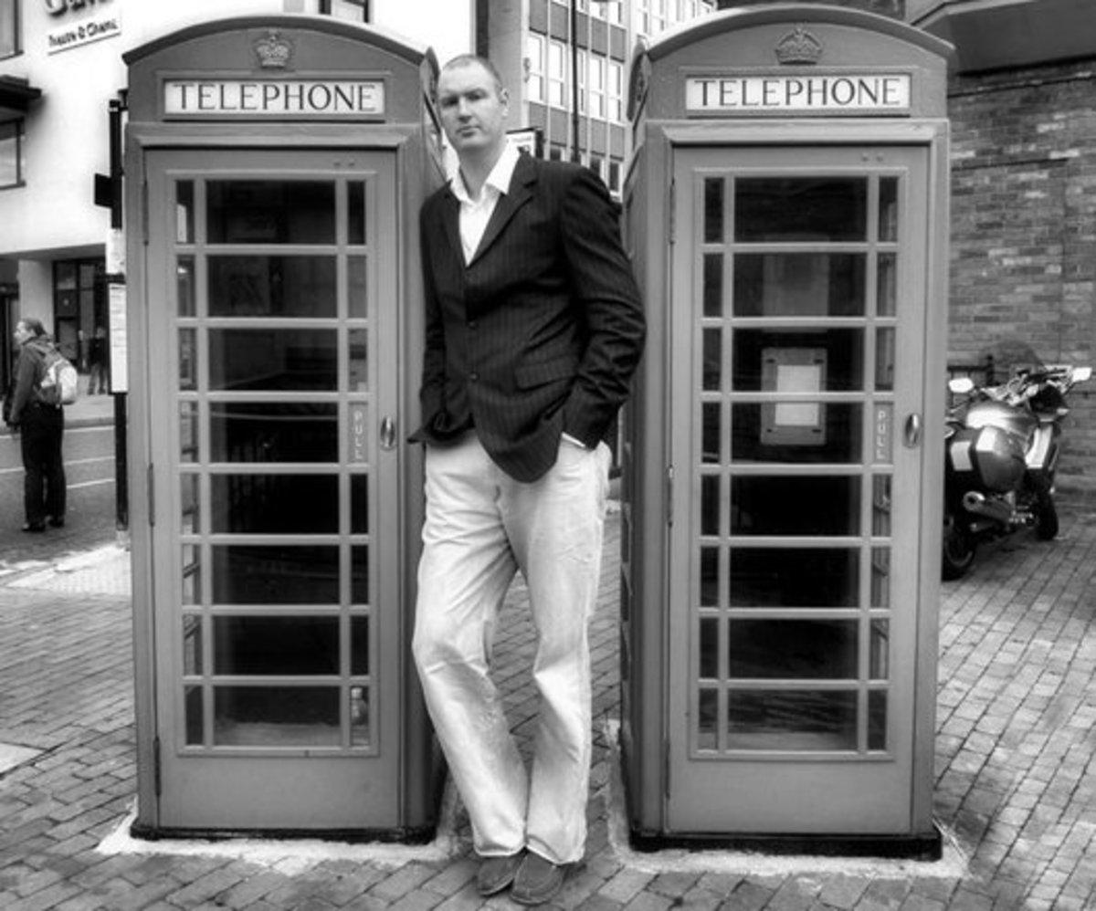 (via Sevenfootseven.com)