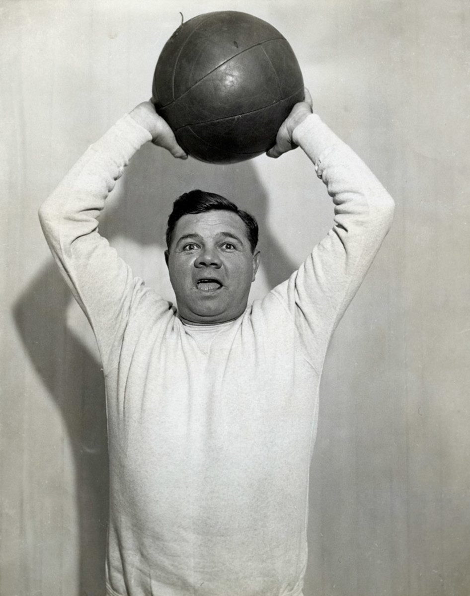 1932-babe-ruth-medicine-ball.jpg