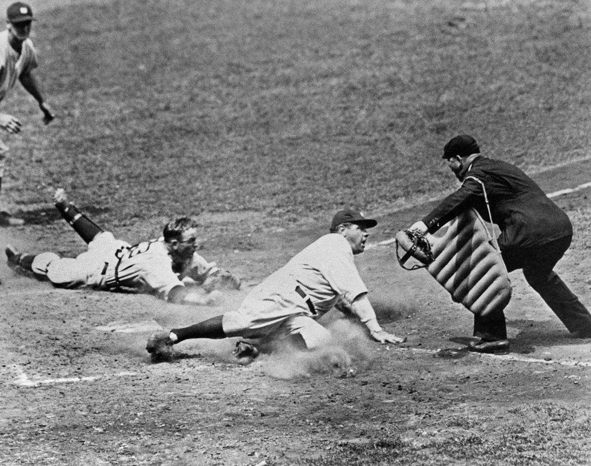 1934-babe-ruth-yankees-tigers.jpg