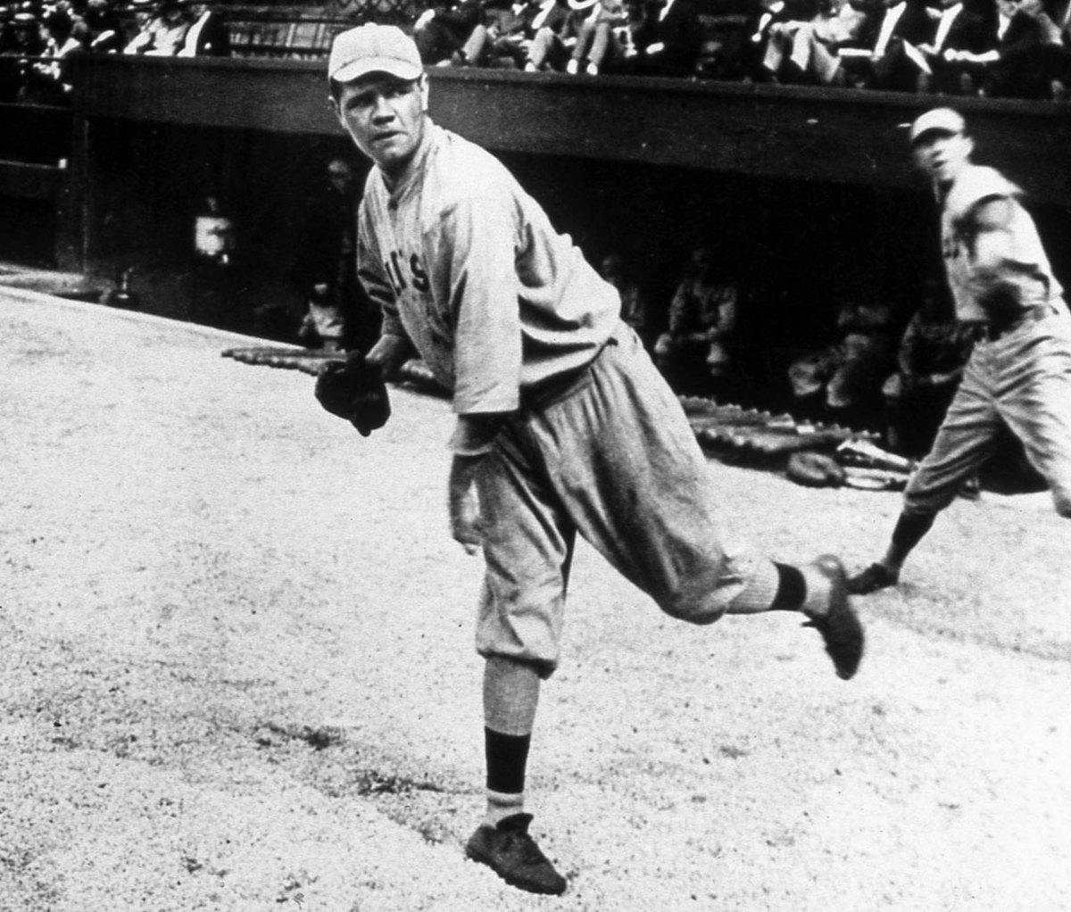 1918-babe-ruth-red-sox.jpg