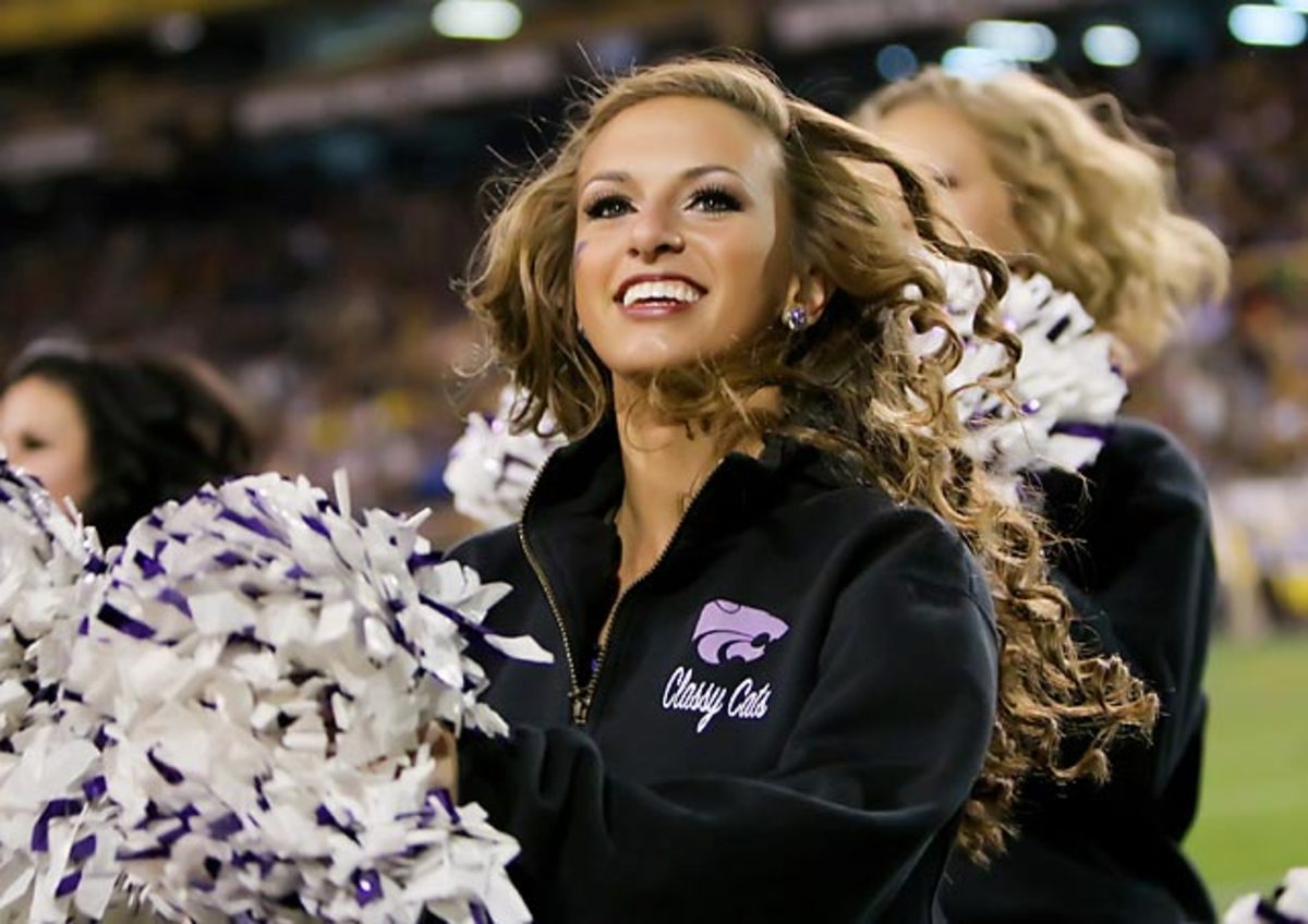 140618145056-03-claire-game-kstate-lance-simkins-img-6215-single-image-cut.jpg