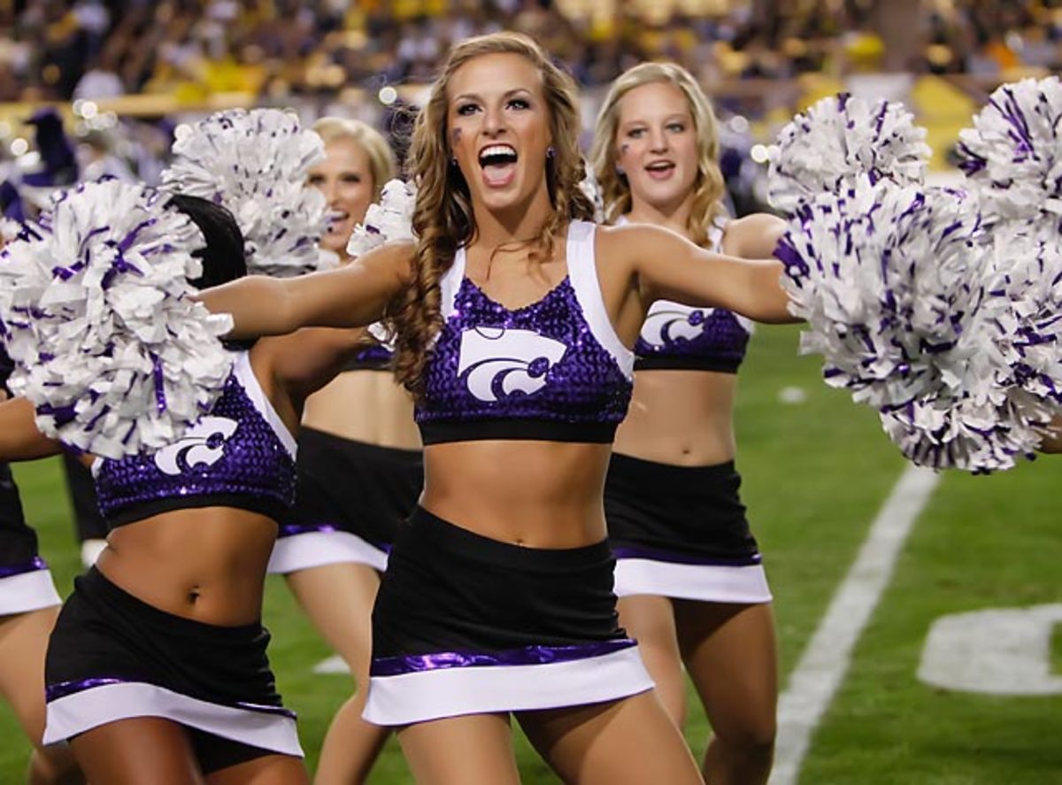 140618144937-03-claire-game-kstate-lance-simkins--mg-9158-single-image-cut.jpg