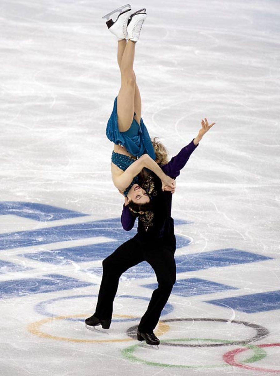 140211135933-meryl-davis-charlie-white-343-single-image-cut.jpg