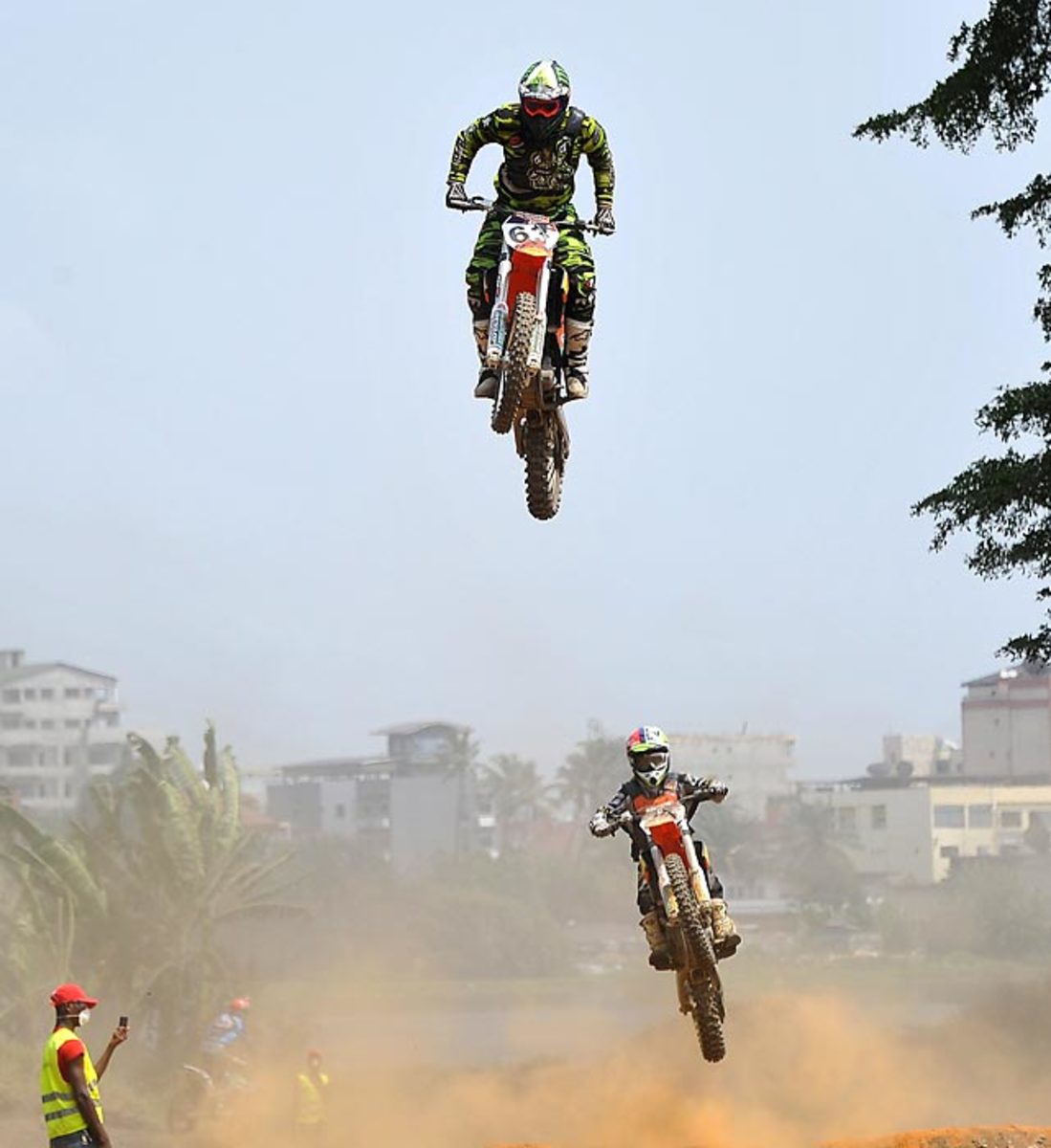 140211135937-motorcross-single-image-cut.jpg