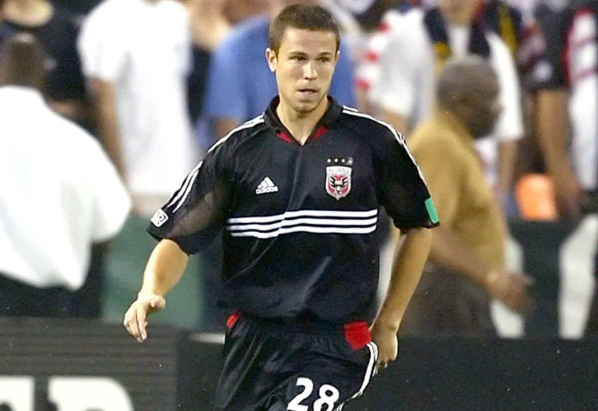 Shawn Kuykendall, pictured above playing for D.C. United in 2005, died Wednesday after a bout with cancer. He was 32.