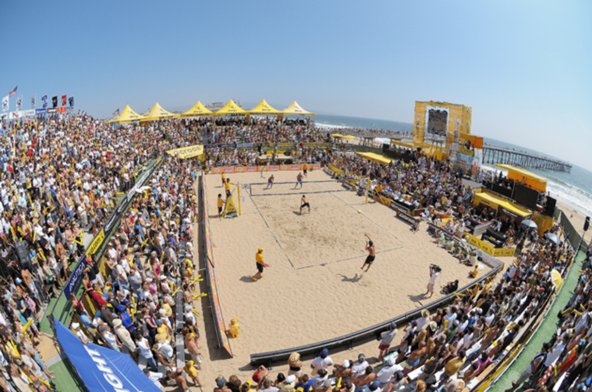 Casey Jennings and Matt Fuerbringer take on Phil Dalhausser and Todd Rogers during the Finals match of the AVP Crocs Tour Hermosa Beach Open at Hermosa Beach Pier.