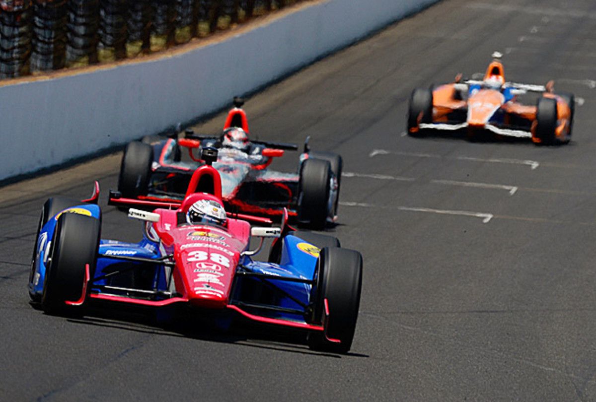 Graham Rahal (38) likes IndyCar's attempt to rekindle fan interest in Indy 500 qualifying.