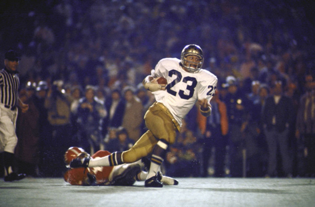 Notre Dame Art Best (23) rushing vs Alabama at the Sugar Bowl.