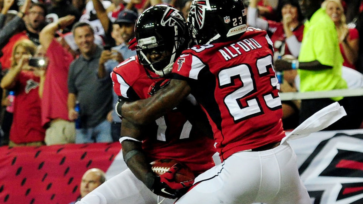 Devin Hester breaks Deion Sanders' return touchdown record Sports