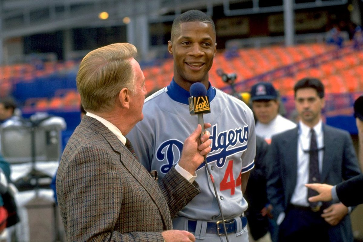 1991-0507-Darryl-Strawberry-Vin-Scully-05309710.jpg