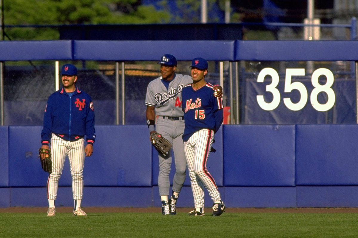 1991-0507-Darryl-Strawberry-Ron-Darling-05309692.jpg