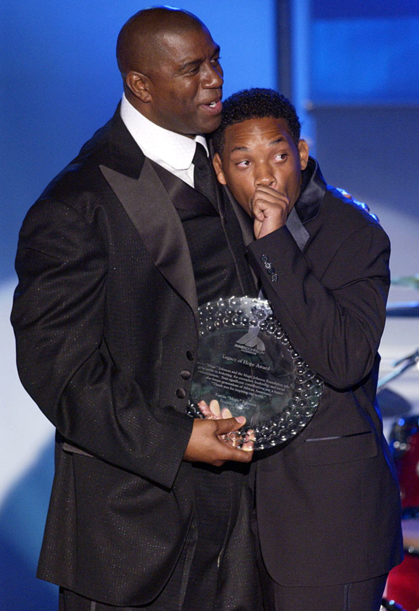 2005-Will-Smith-Magic-Johnson.jpg