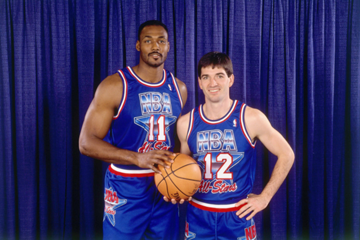 Malone and John Stockton pose for a photo before the 1992 All-Star Game. (AP Photo/Rich Pedroncelli)