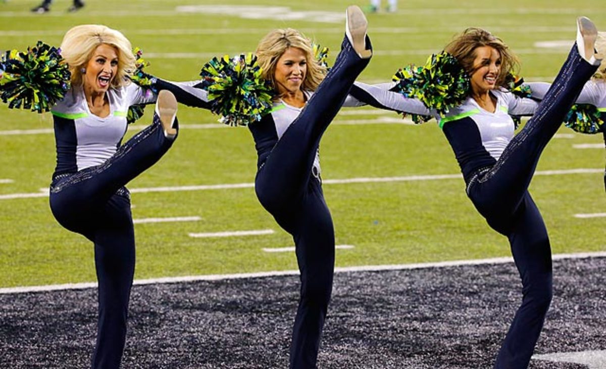140203165049-seattle-seahawks-super-bowl-xlviii-cheerleaders-ap276215870465-8-single-image-cut.jpg