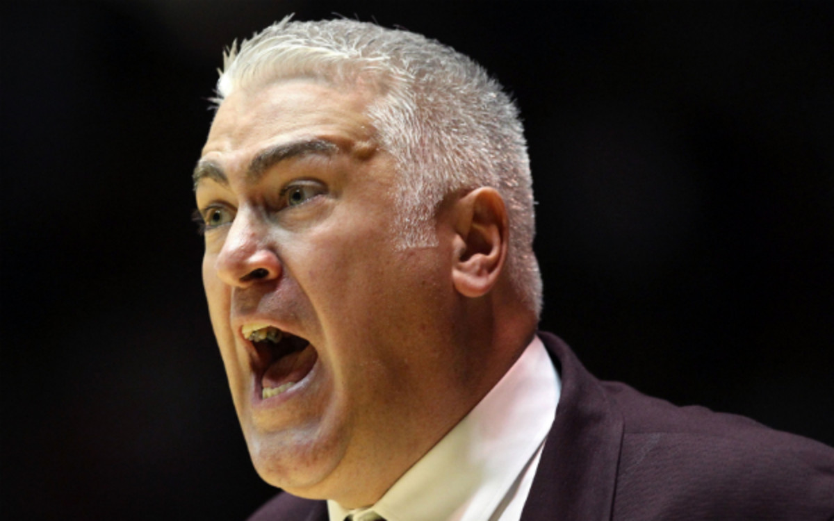 Oregon State reportedly wanted to fill its head coaching vacancy with a sitting head coach like Montana's Wayne Tinkle. (Christian Petersen/Getty Images)