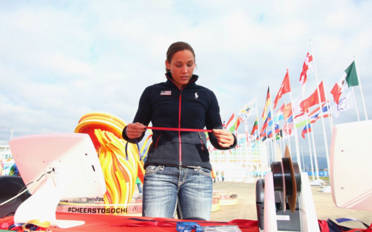 Former Olympic Bobsledder Calls Out Lolo Jones on Twitter - Sports