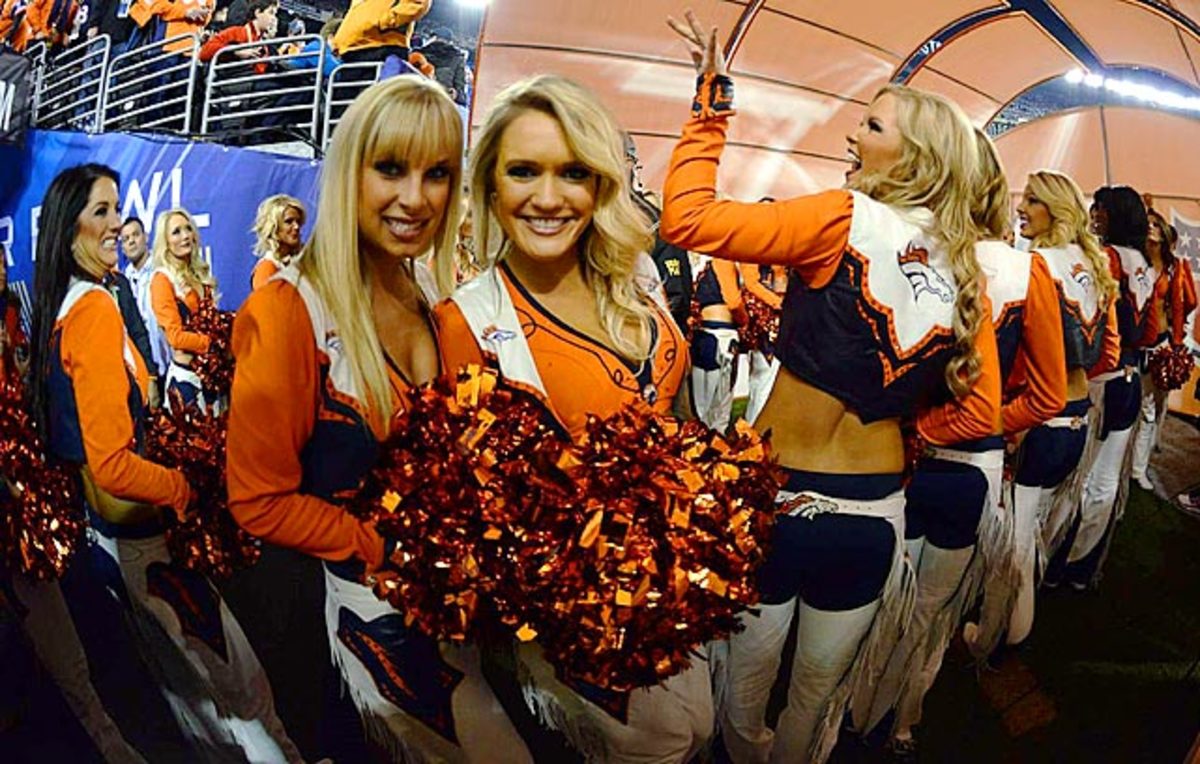 140203165001-denver-broncos-super-bowl-xlviii-cheerleaders-op6a-52120-mid-single-image-cut.jpg