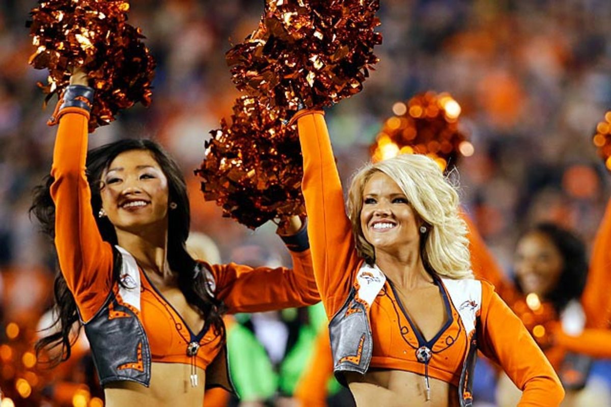 140203164958-denver-broncos-super-bowl-xlviii-cheerleaders-ap853192164303-12-single-image-cut.jpg