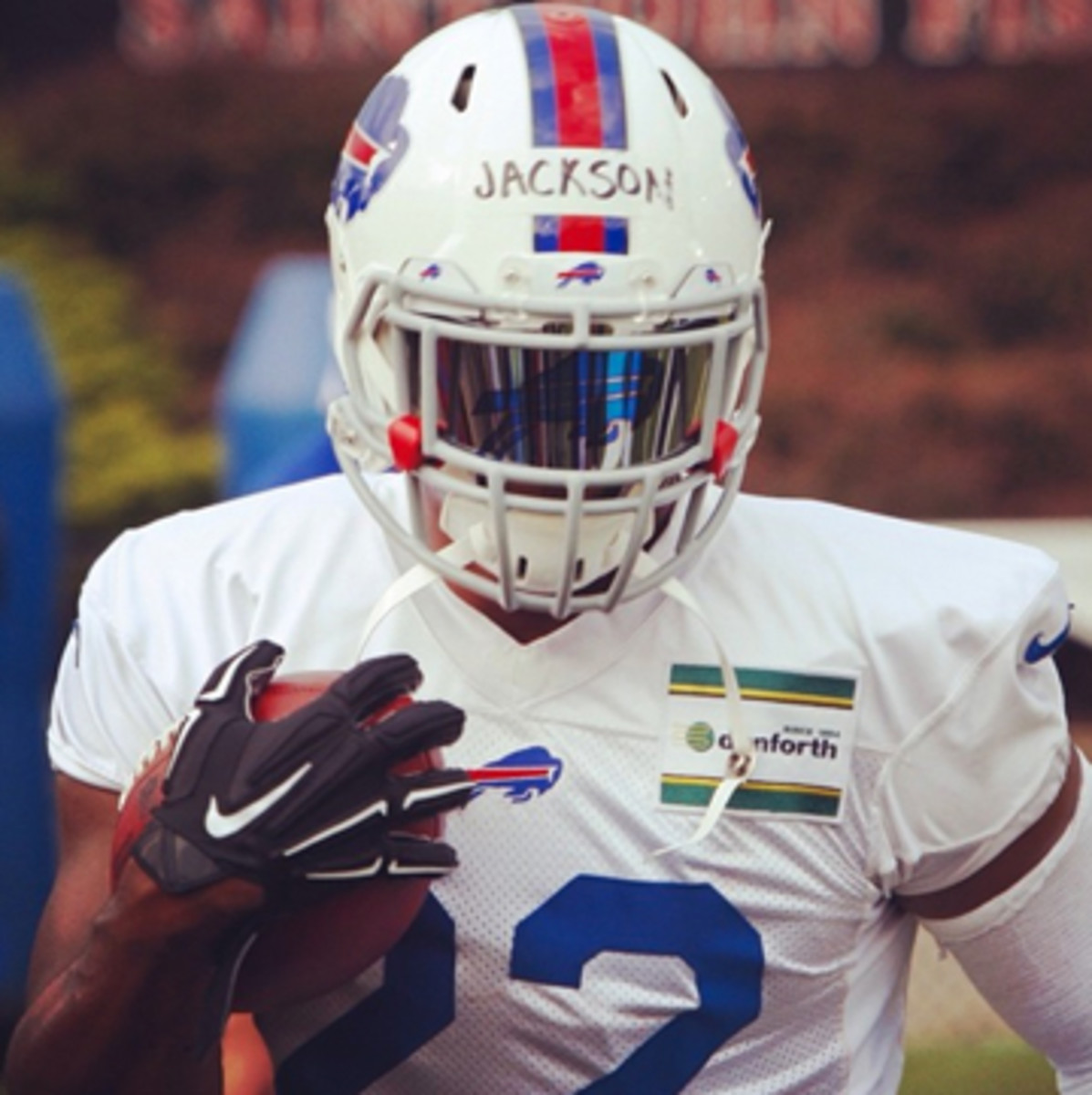 Fred Jackson was looking good in a Bills logo visor, courtesy of Mazurek (via instagram.com/TheMMQB)