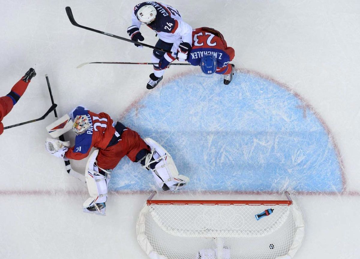 hockey-opbk-13114-mid.jpg