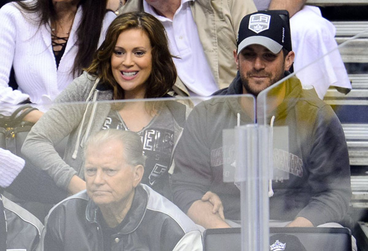 140528125620-alyssa-milano-dave-bugliari-single-image-cut.jpg