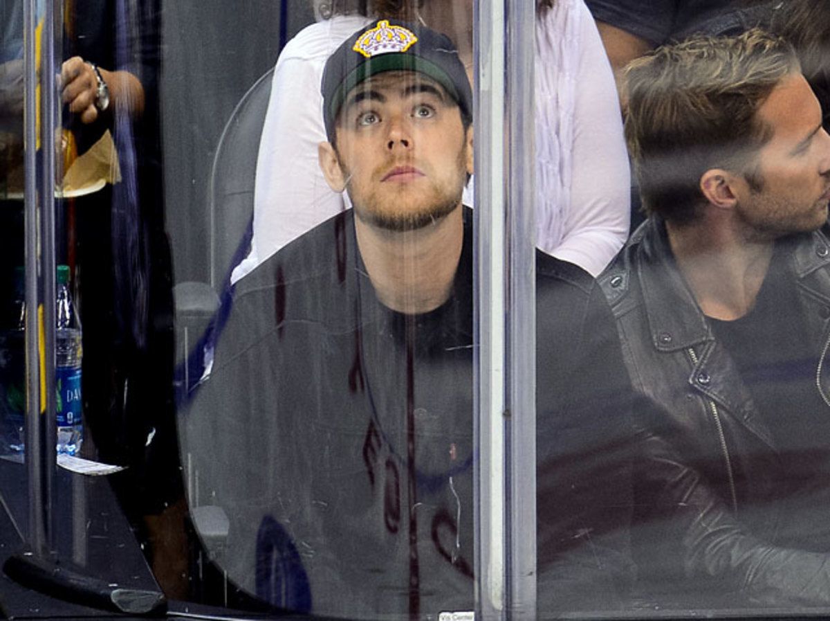 140515103824-colin-hanks-single-image-cut.jpg