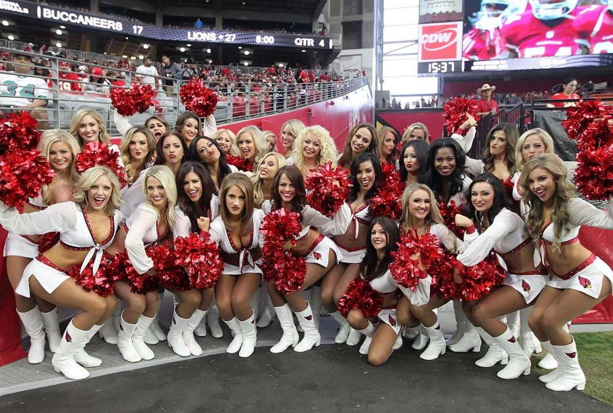 Arizona-Cardinals-cheerleaders-BY4_8205.jpg
