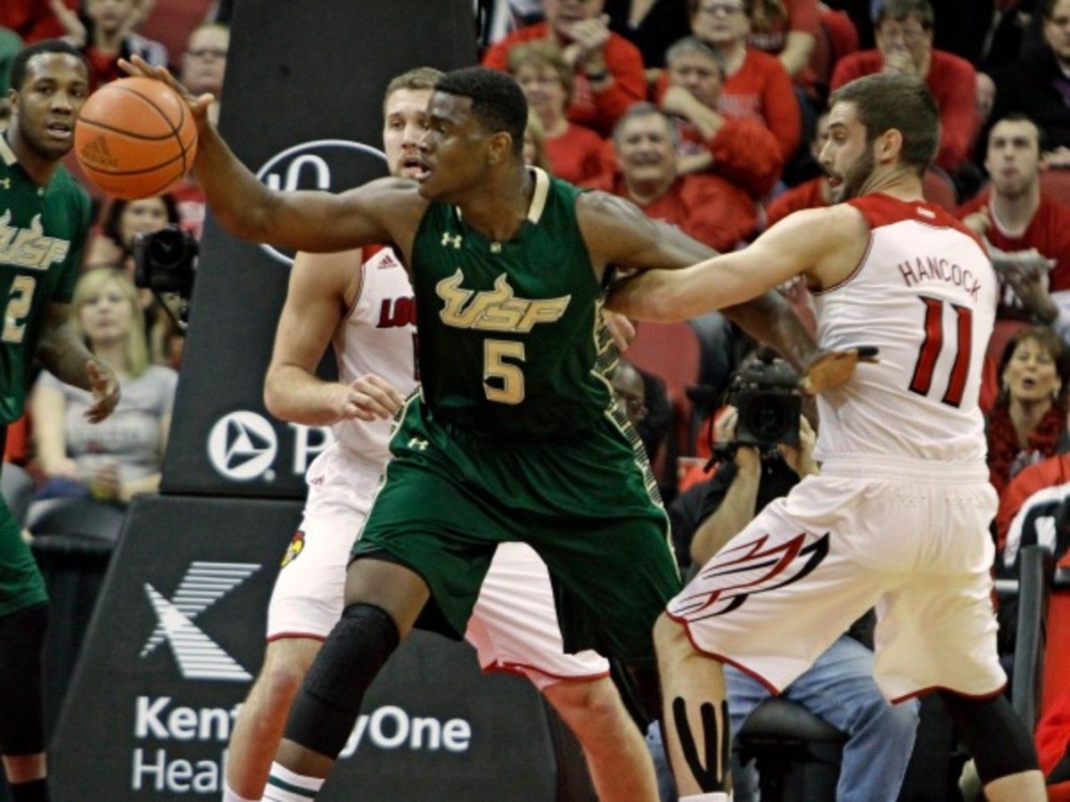 John Egbunu (AP Photo/Garry Jones)