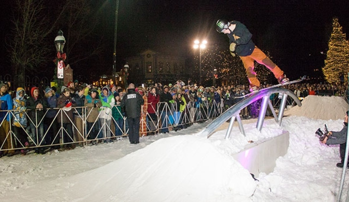 darcy_sharpe_mens_streetstyle_dew_tour_breckenridge_crosland-9491_640x370.jpg