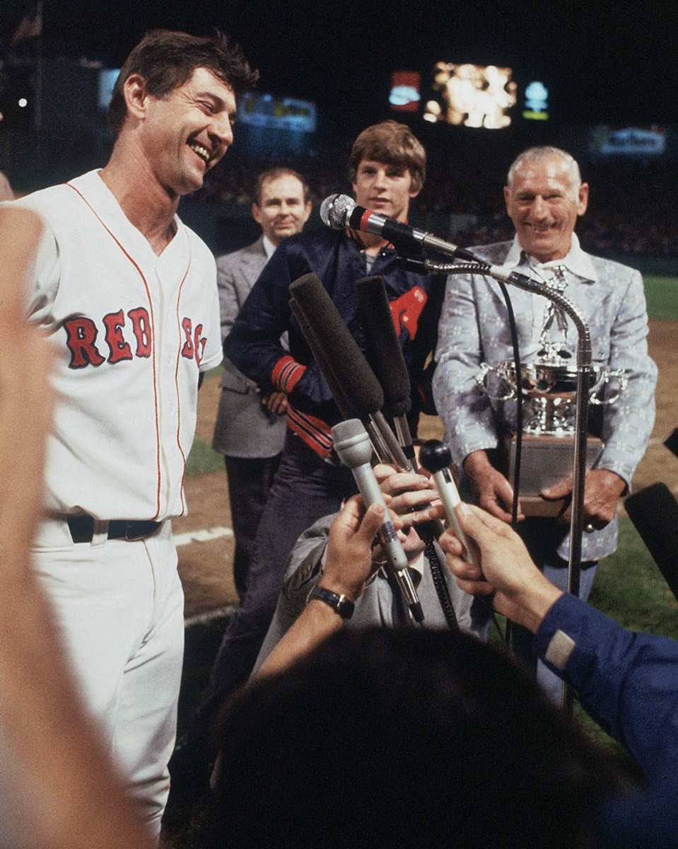 1979-Carl-Yastrzemski-080088755.jpg