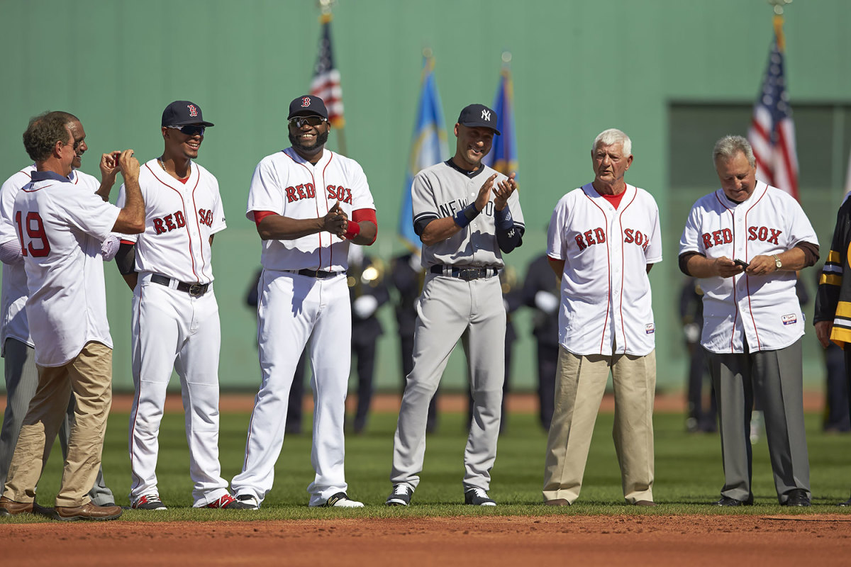 2014-0928-Fred-Lynn-Jim-Rice-Xander-Bogaerts-David-Ortiz-Derek-Jeter-Carl-Yastrzemski-Rico-Petrocelli-X158729_TK2_0516.jpg
